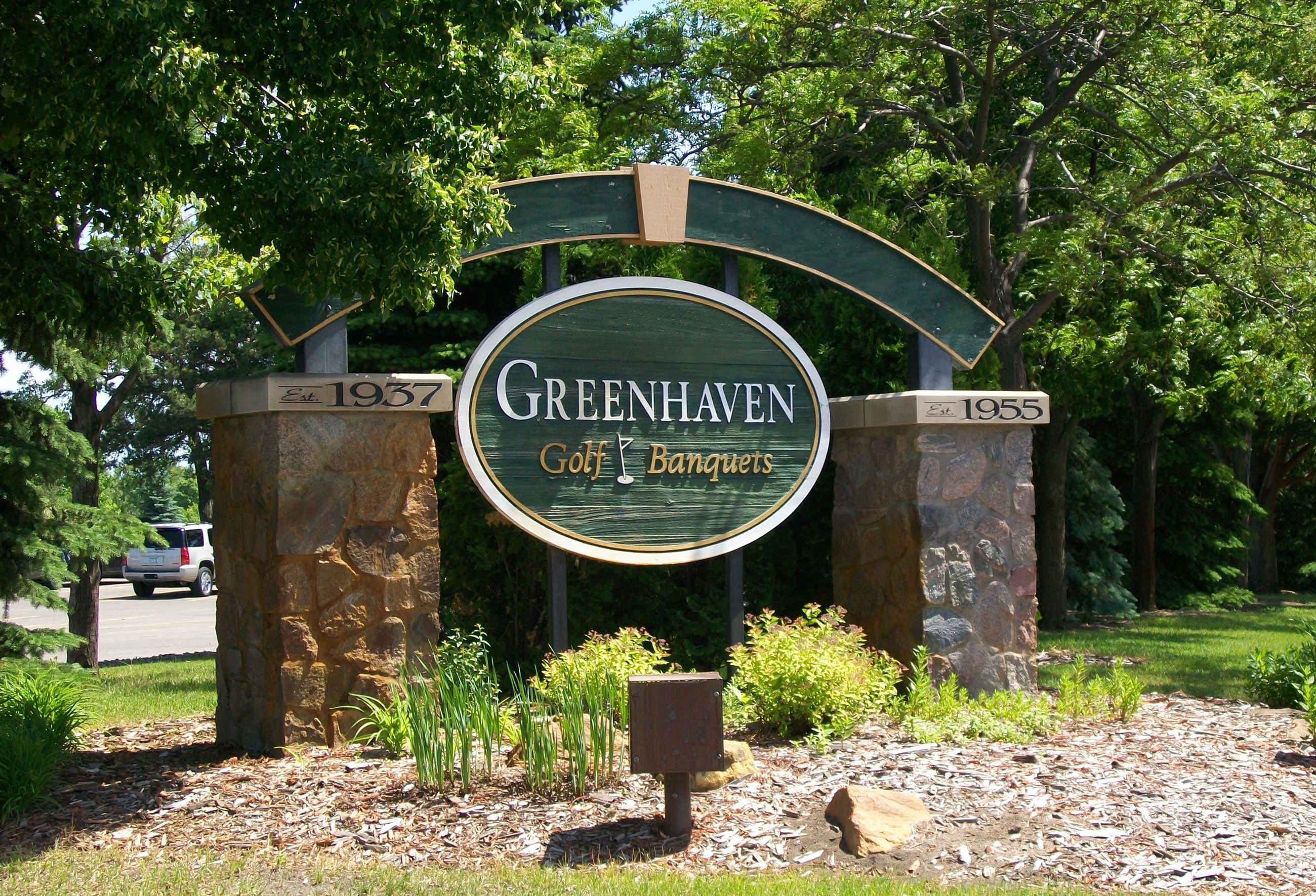 Greenhaven Golf Banquets Sign